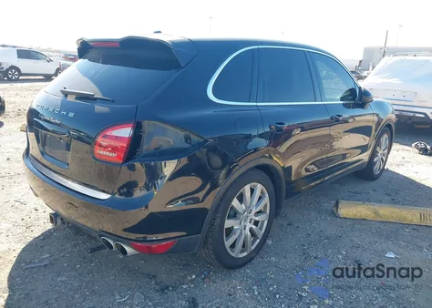 2011 Porsche Cayenne Turbo z USA, uszkodzony, nr VIN WP1AC2A2XBLA81323